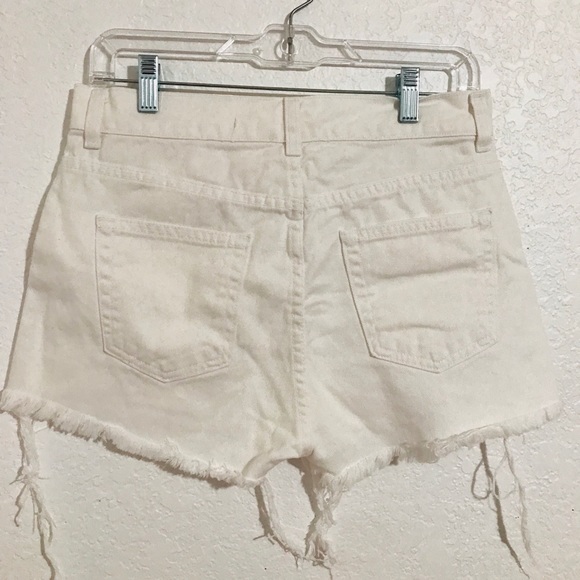Brandy Melville Shorts - Picture 2 of 4